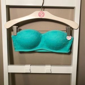 Victoria’s Secret PINK push-up bandeau bra